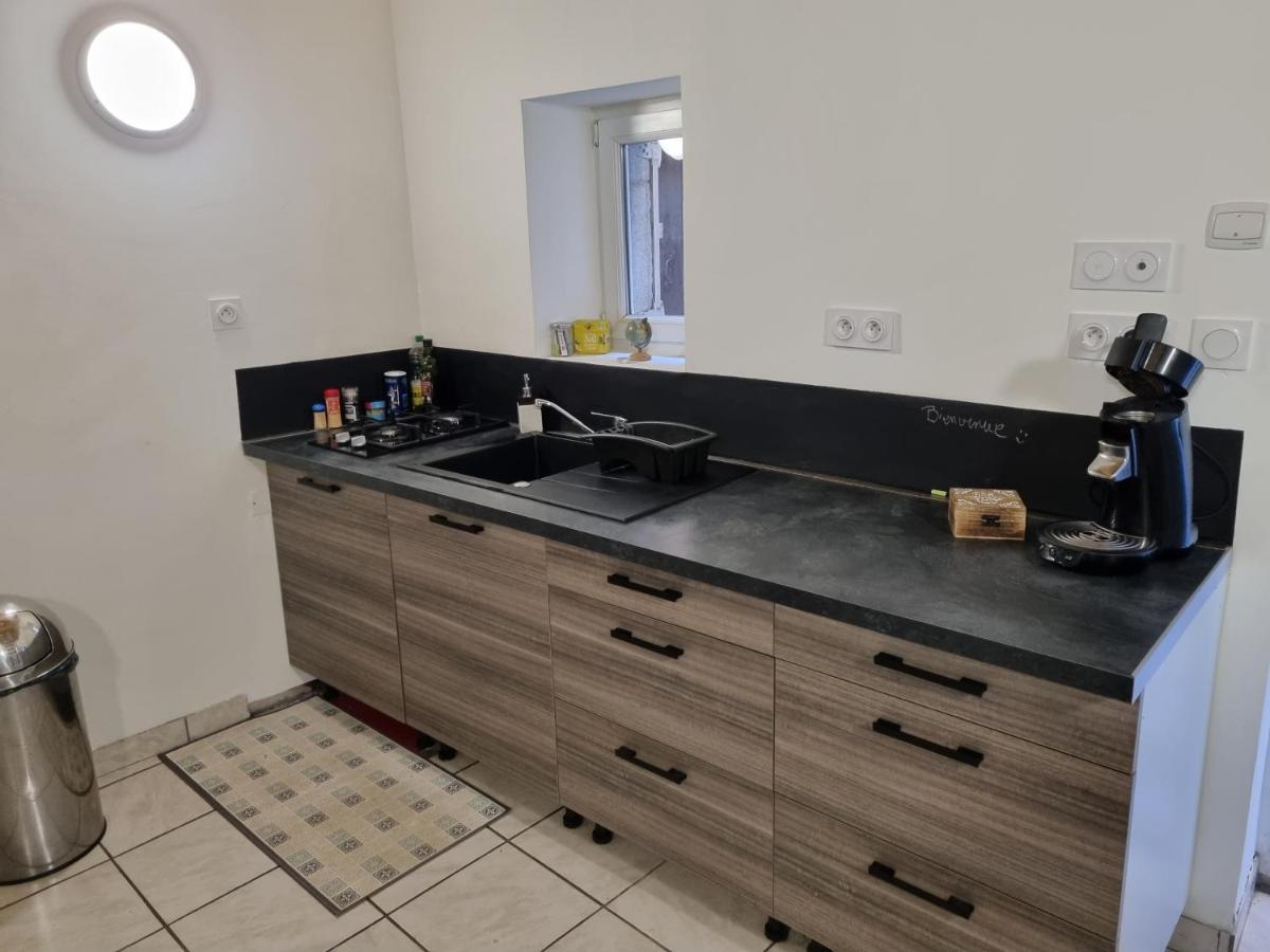 Appartamento Impasse Secrete - Duplex - Wifi Issoire Esterno foto